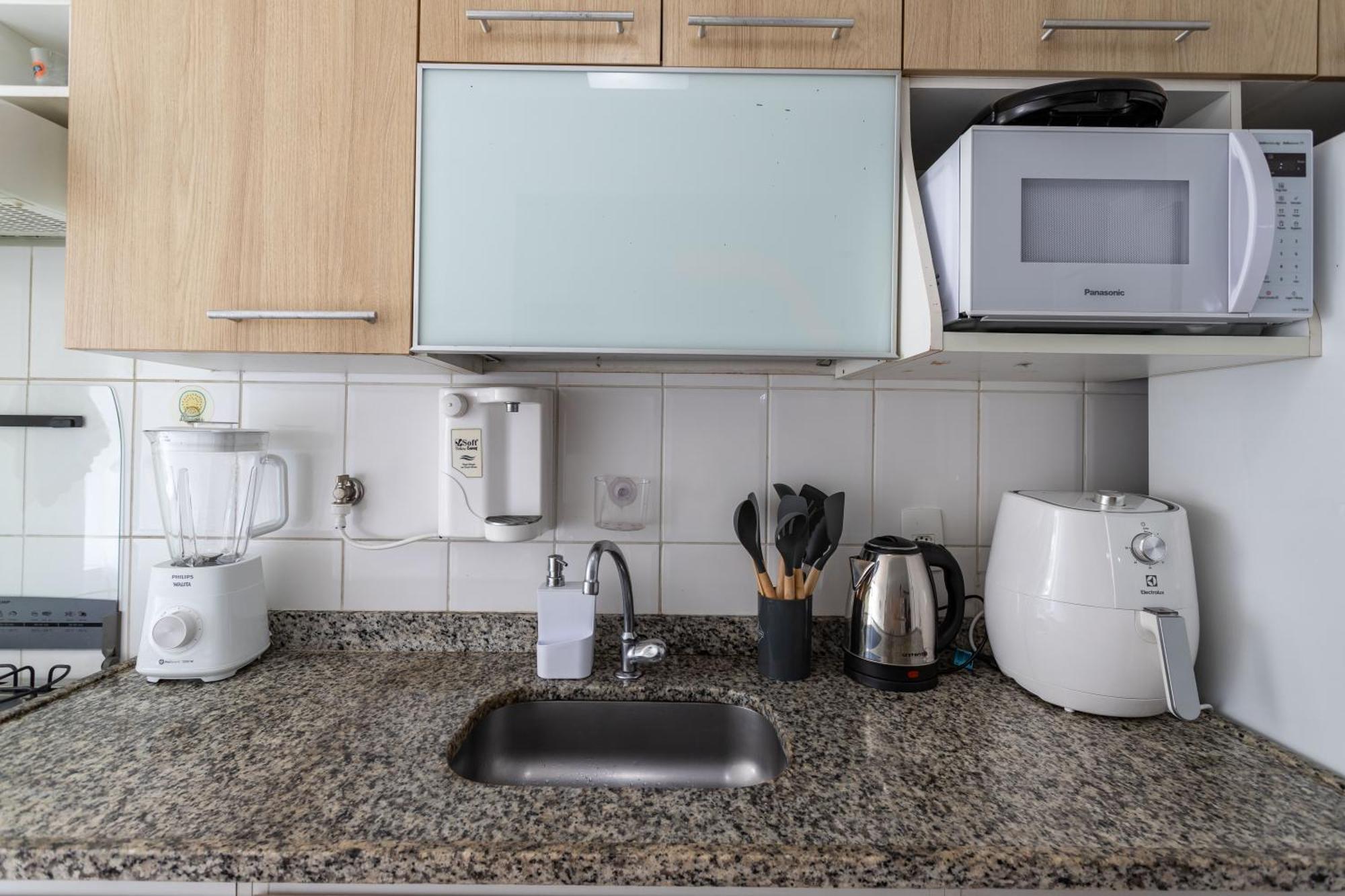Apto 2 Quartos Com Varanda Em Frente Ao Riocentro Barra Olimpica Wi-fi Rapido Piscina Cozinha Completa E Estacionamento Portaria 24h Sala Homeoffice Brinquedoteca E Parquinho Infantil Ideal Grupos Familias E A Trabalho Río de Janeiro